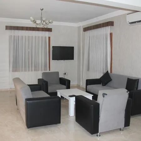Woodland Oray Apart