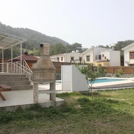 Woodland Oray Apart Κερύνεια