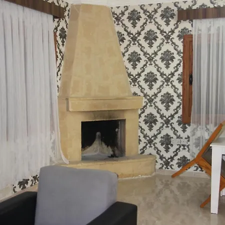 Woodland Oray Apart Kirenia
